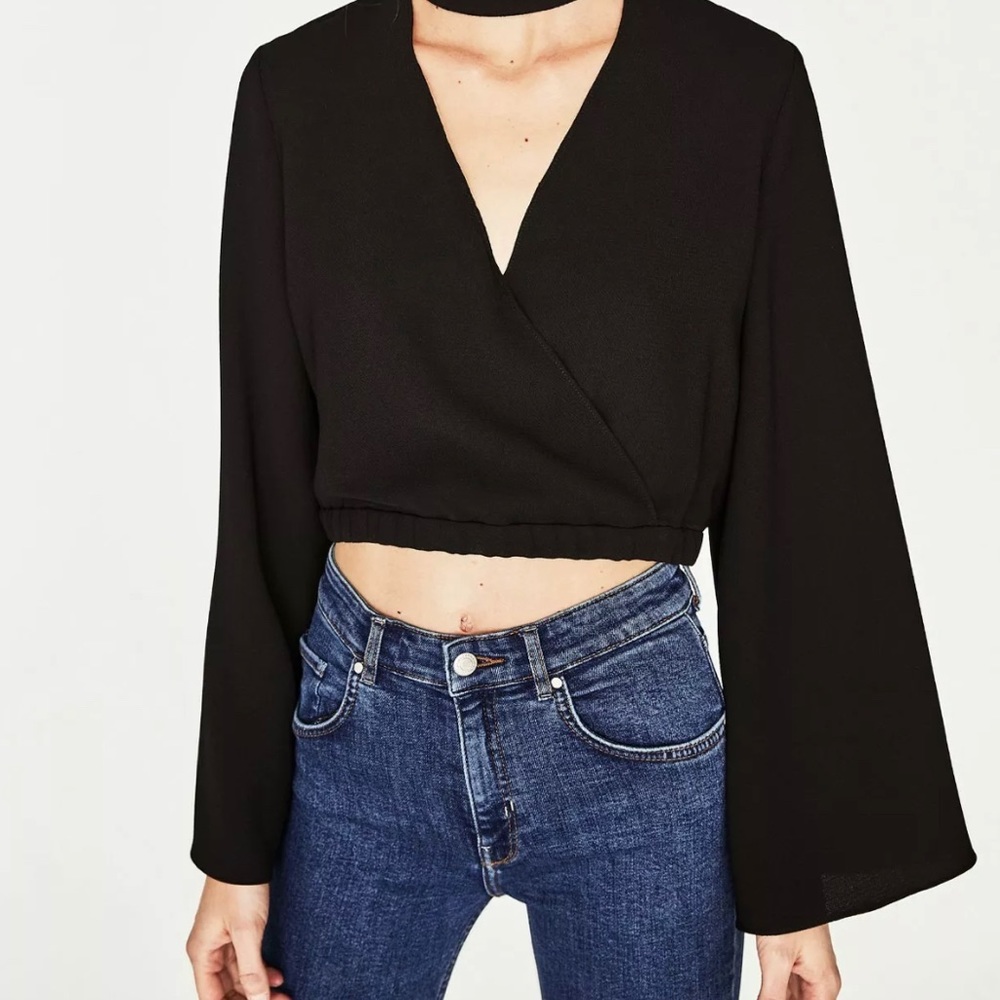 ZARA green crop choker Neckline flare sleeves Sm.